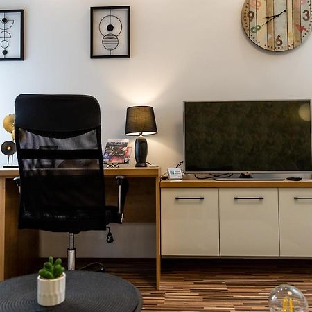 Wanderer Station Apartment Debrecen Luaran gambar