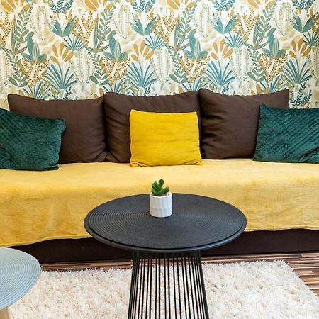 Wanderer Station Apartment Debrecen Luaran gambar