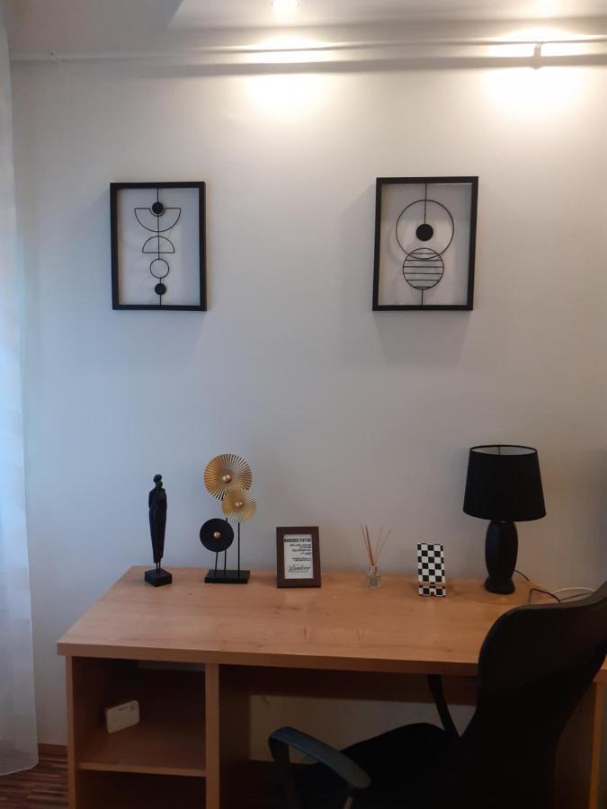 Wanderer Station Apartment Debrecen Luaran gambar