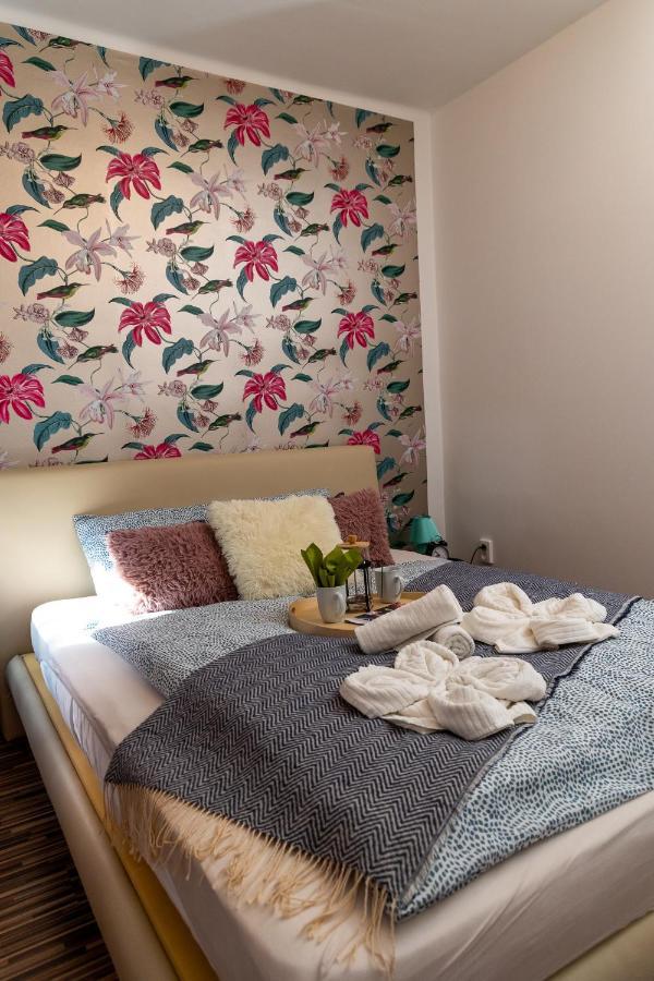 Wanderer Station Apartment Debrecen Luaran gambar
