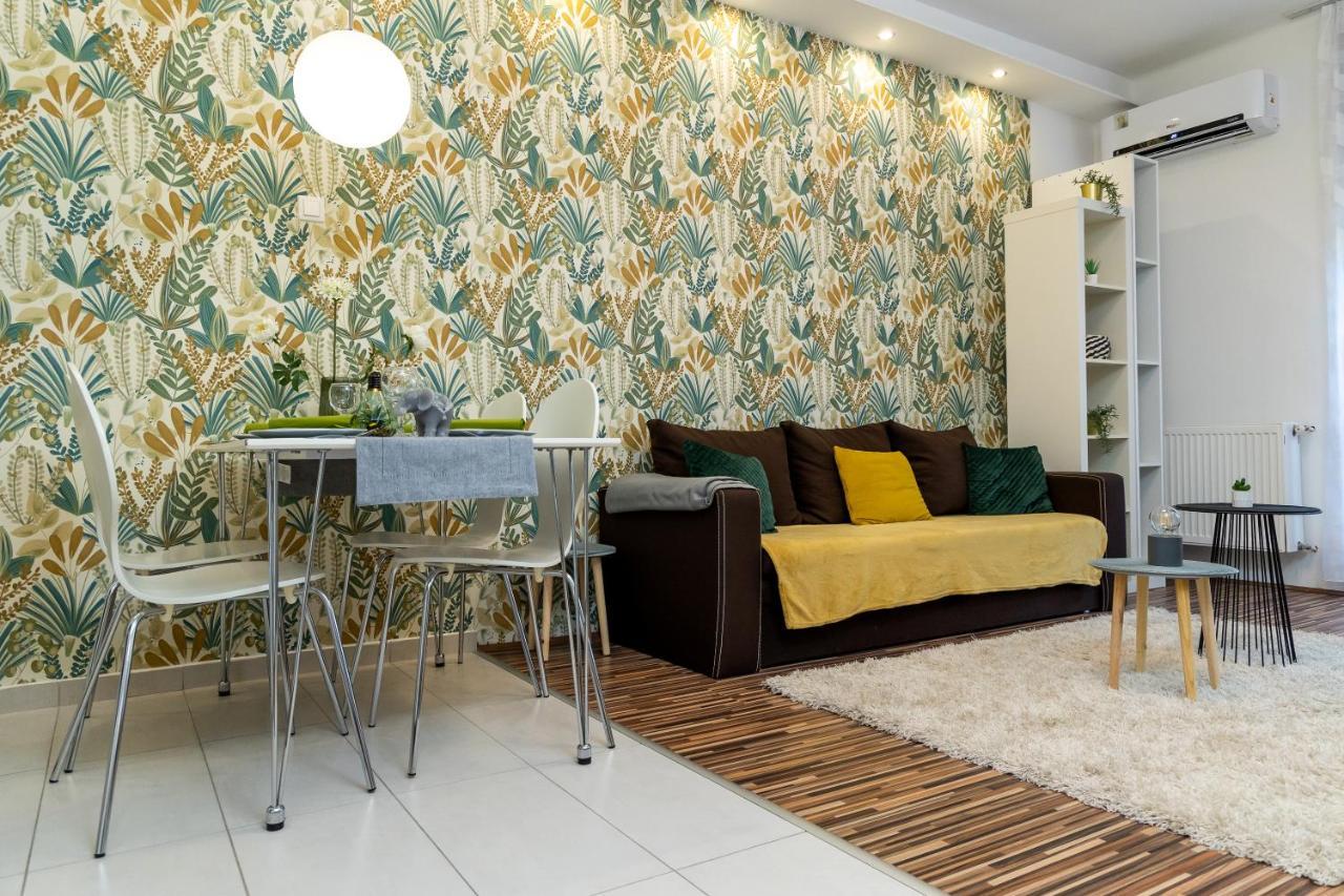 Wanderer Station Apartment Debrecen Luaran gambar