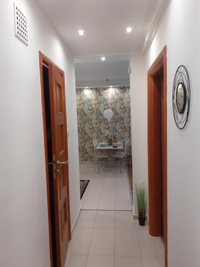 Wanderer Station Apartment Debrecen Luaran gambar